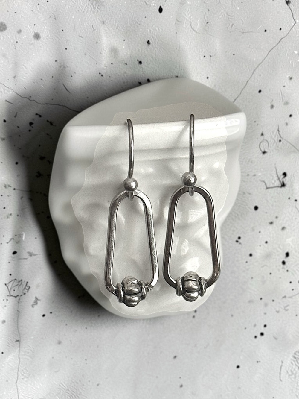 5 For $25💫Alternative Silver Bead Dangles Earrings